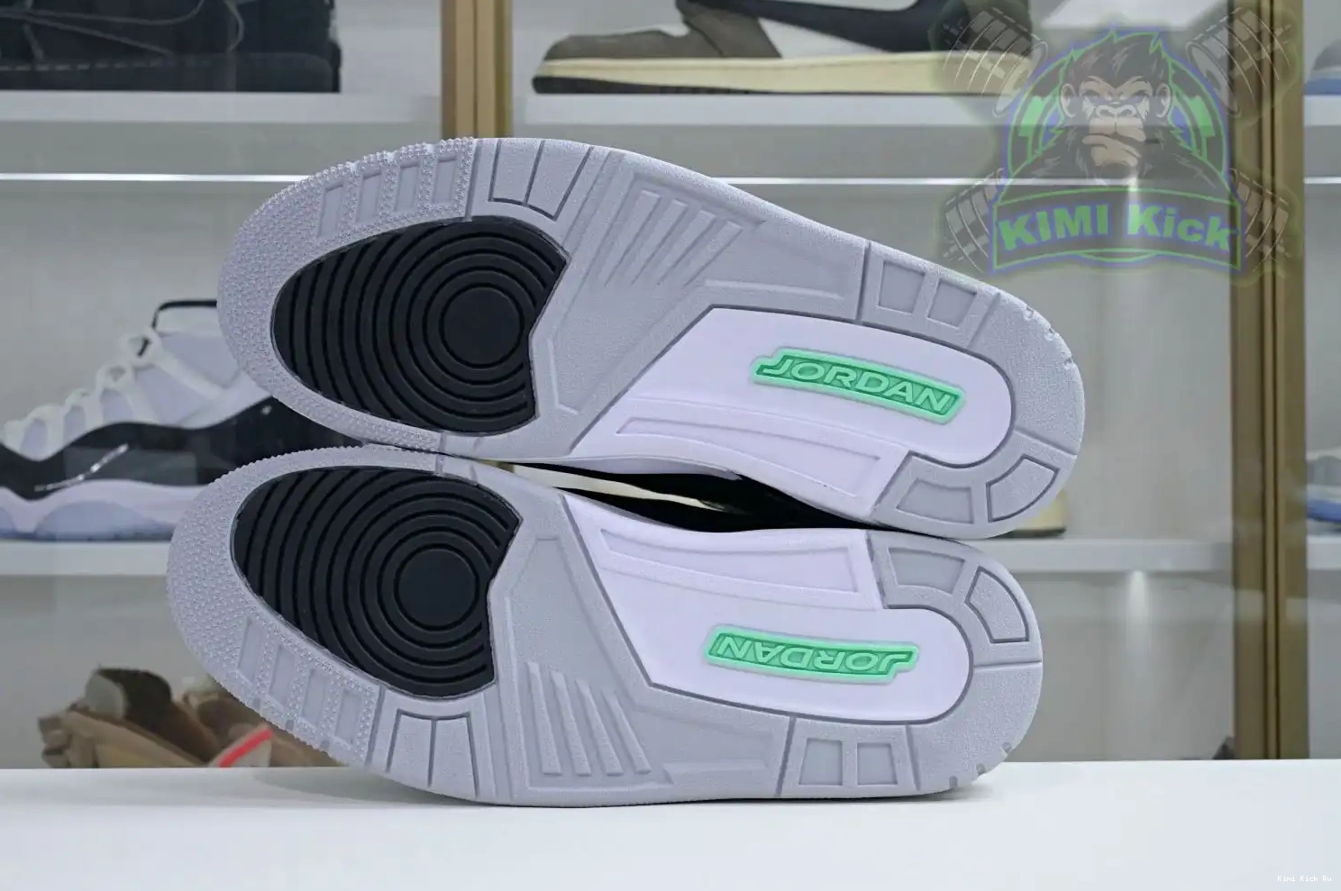 Green Glow Jordan Kimikick Air 3 0721